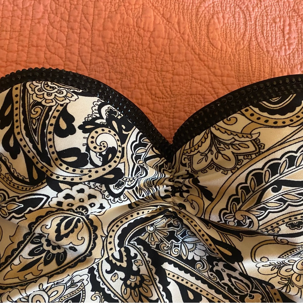 Carmen Marc Valvo strapless swimsuit. paisley with black rhinestones siz… - Picture 4 of 8